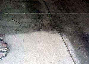 concrete garage floor with goof impact resistance